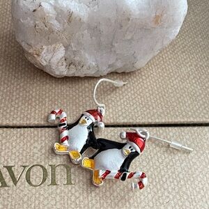 Avon 2009 Holiday Penguin Dangle Earrings - Candy Cane Cutie 273